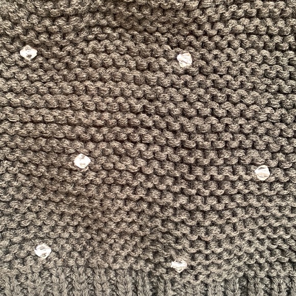 Reverse knit beanie with hand sewn crystal beads - Picture 2 of 6